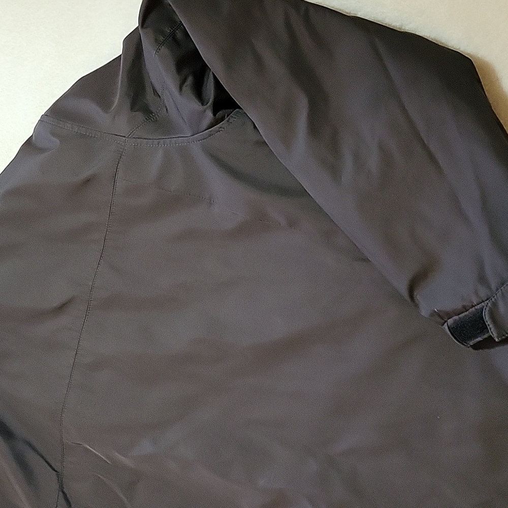 CALVIN KLEIN WINTER COAT SMALL - Picture 11 of 14